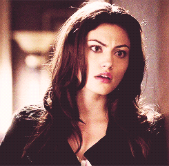 Phoebe Tonkin