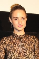Grace Van Patten