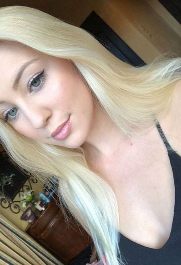 Ava Sambora