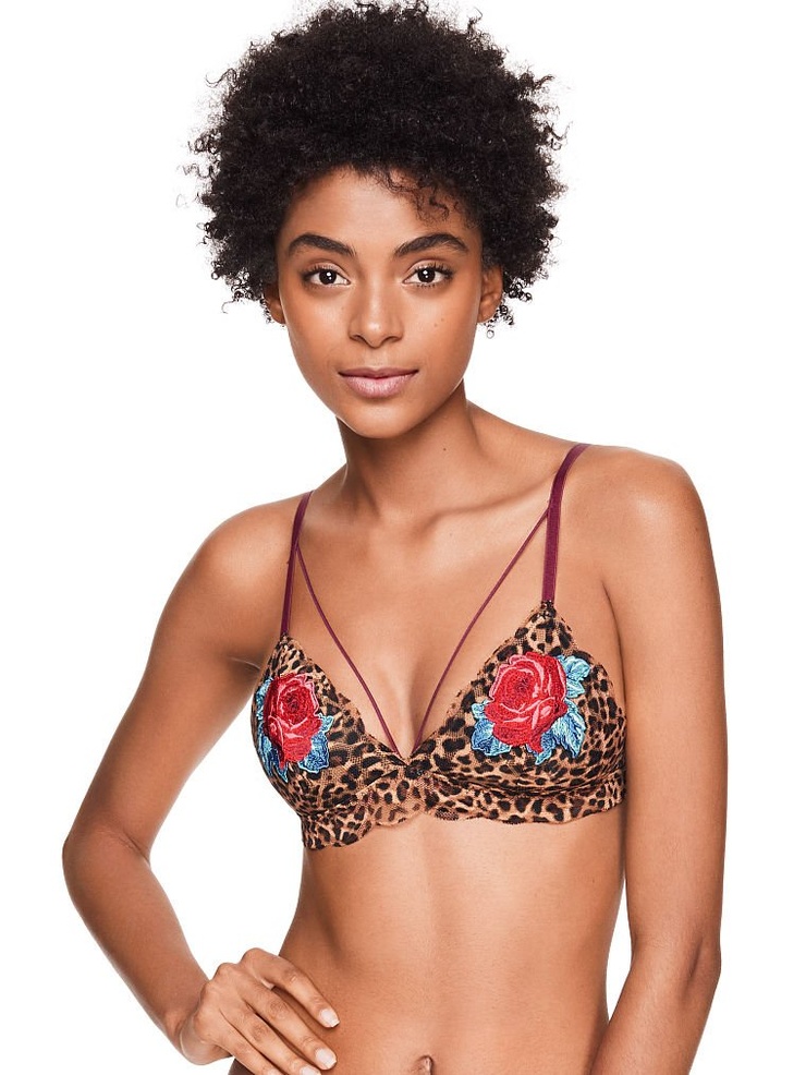 Alécia Morais Alécia Morais