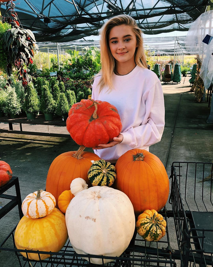 Lizzy Greene Lizzy Greene