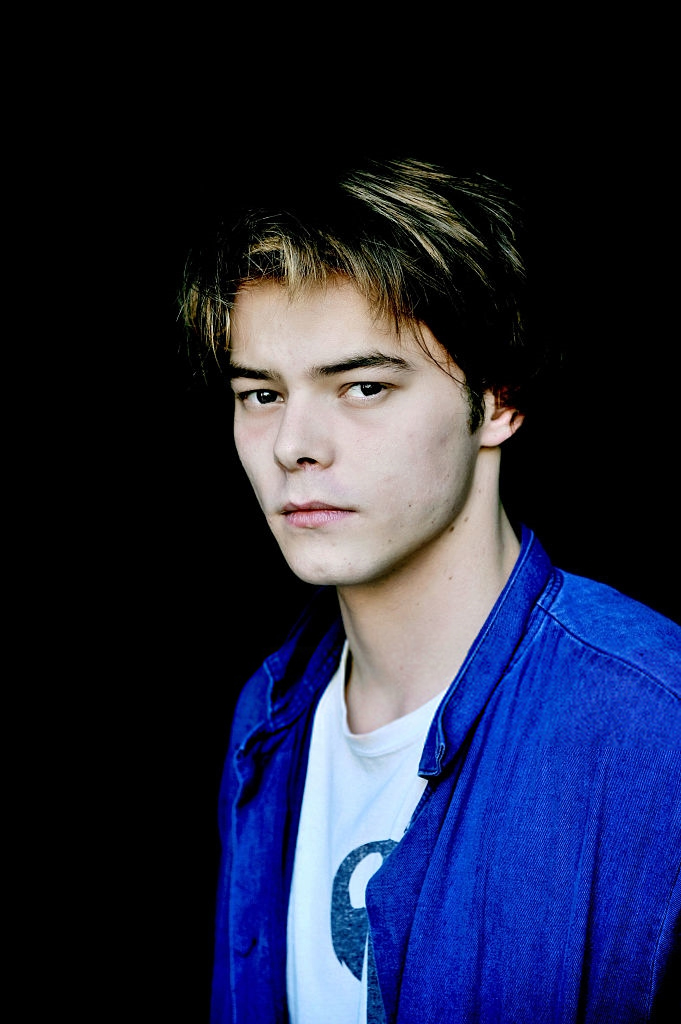 Charlie Heaton