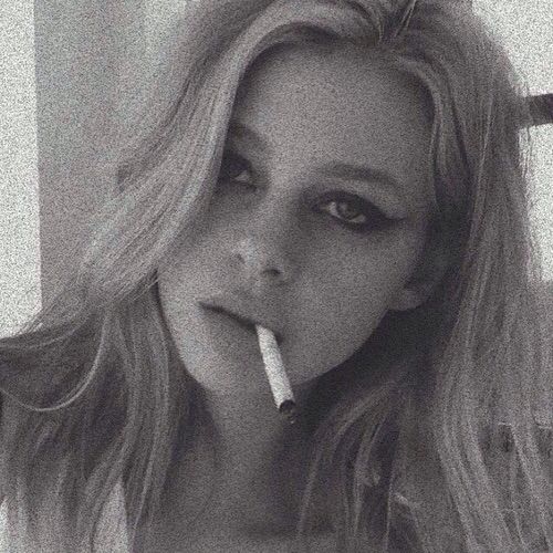 Nicola Peltz Nicola Peltz