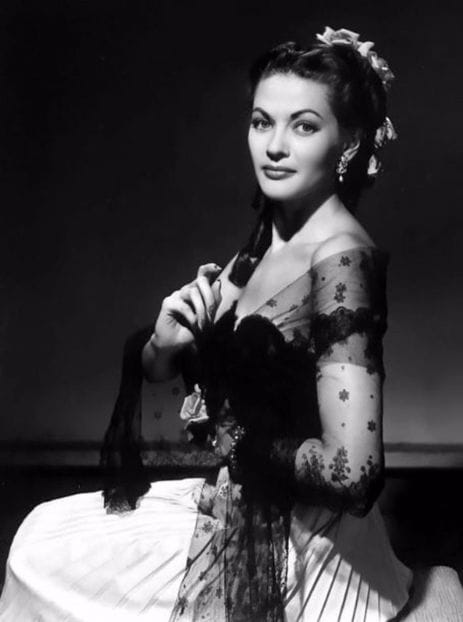 Yvonne De Carlo