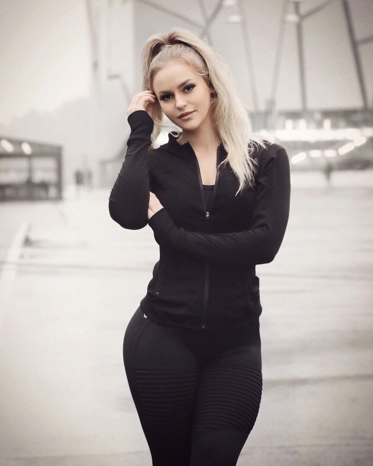 ANNA NYSTRÖM ANNA NYSTRÖM