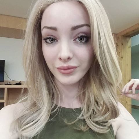 Emma Dumont