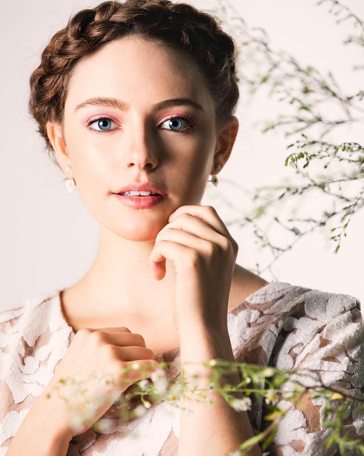 Danielle Rose Russell Danielle Rose Russell