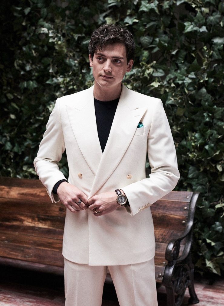 Aneurin Barnard