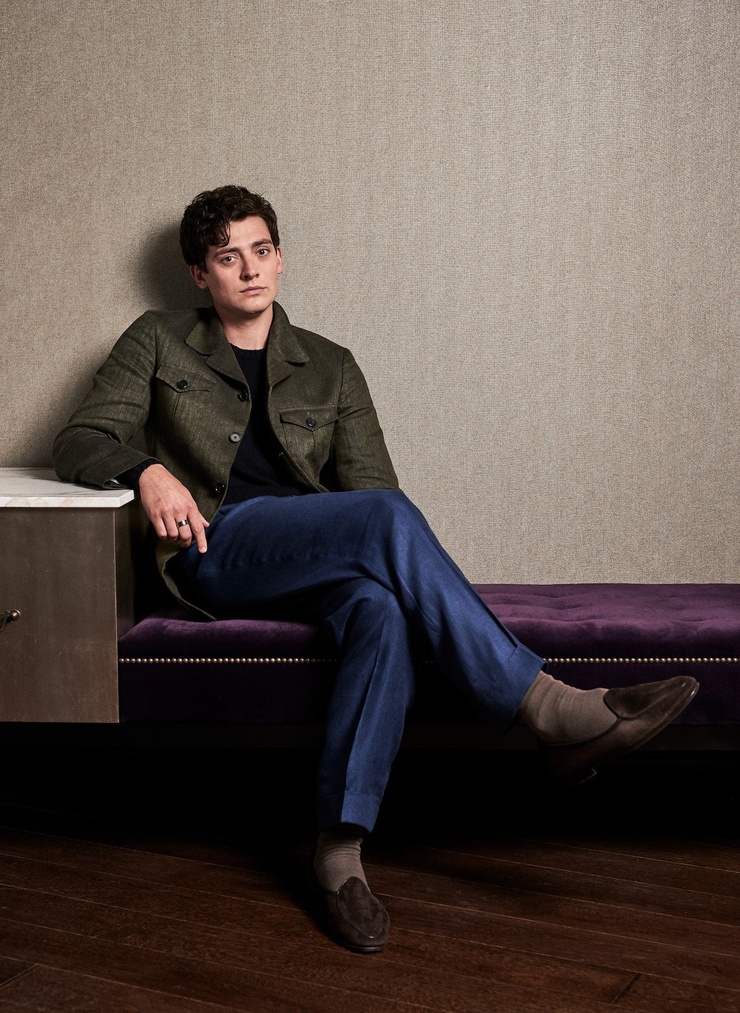 Aneurin Barnard