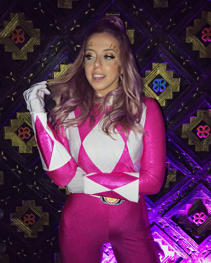Violet Benson Violet Benson