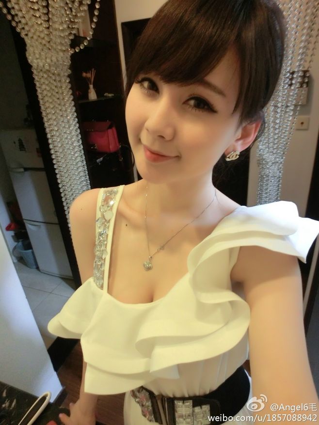 Miki Zhang