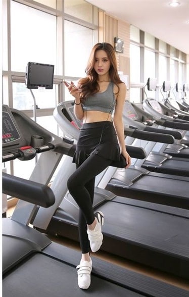 Son Youn Ju