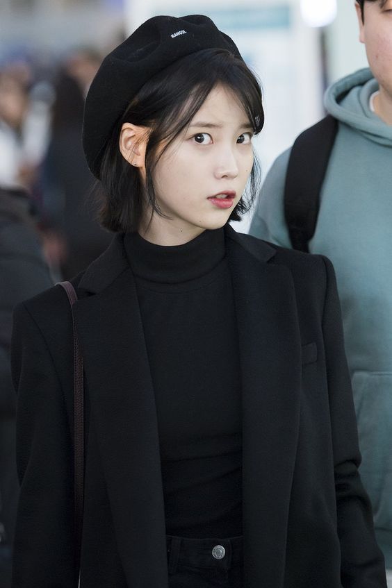 IU