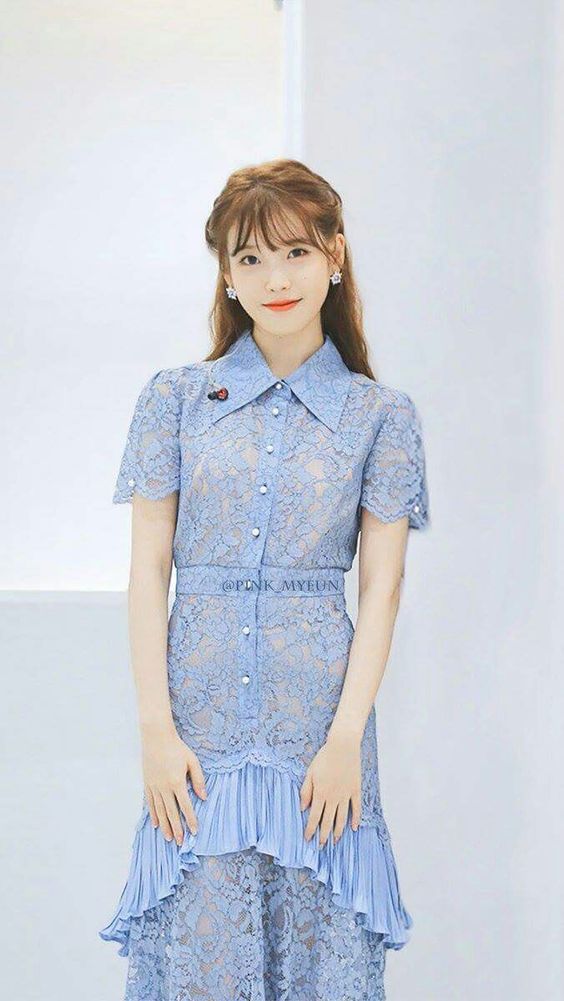 IU