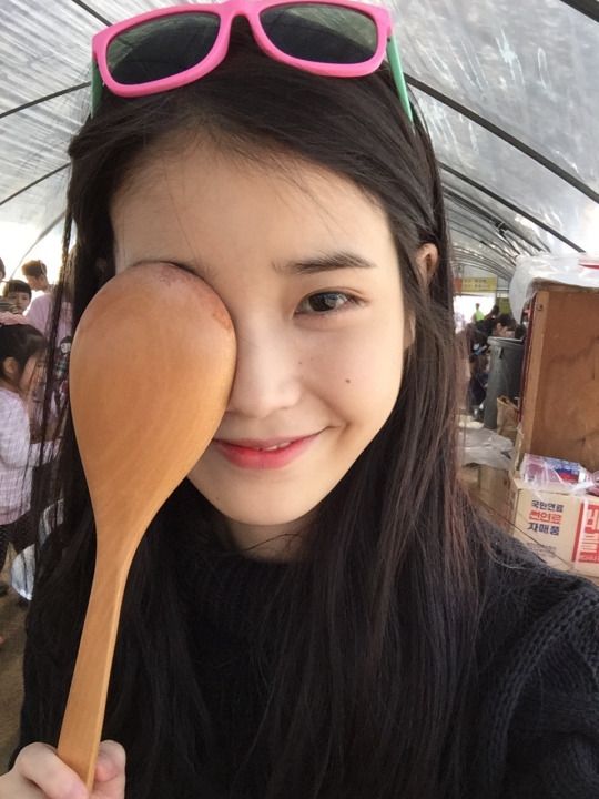 IU
