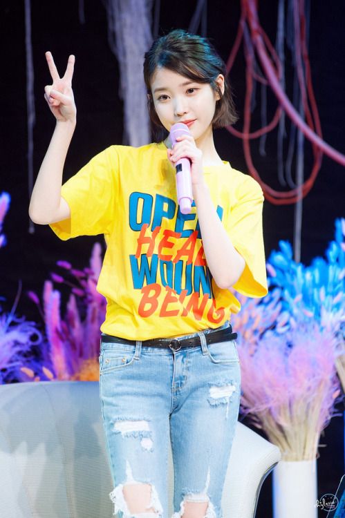 IU