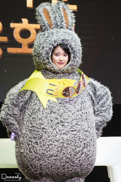 IU