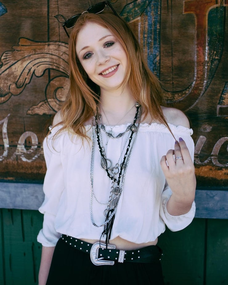 Liliana Mumy