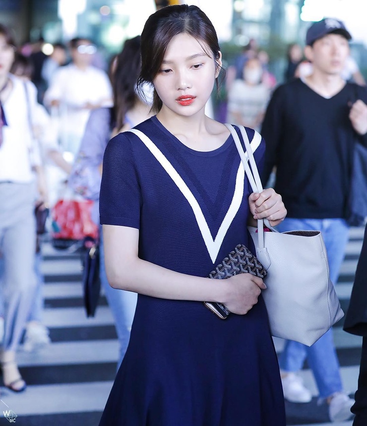 Joy (Park Soo Young)