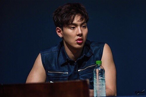 Shownu (MONSTA X)