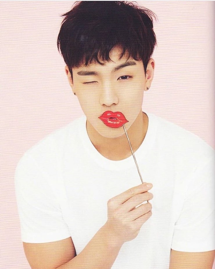 Shownu (MONSTA X)