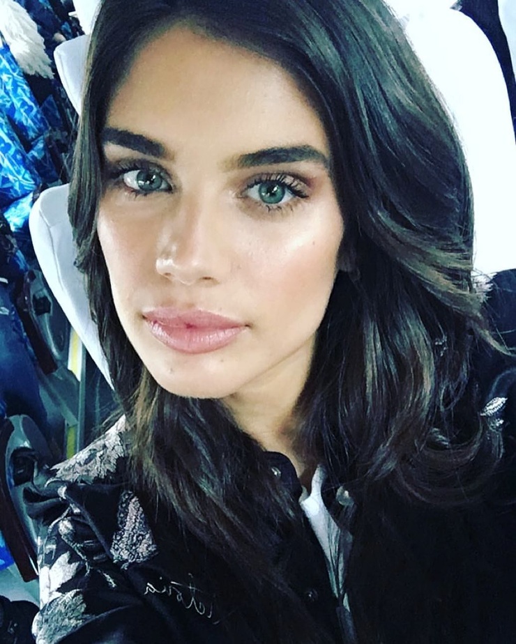 Sara Sampaio Sara Sampaio