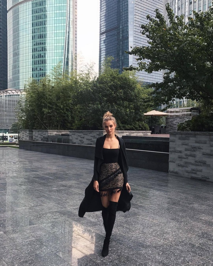 Josephine Skriver Josephine Skriver