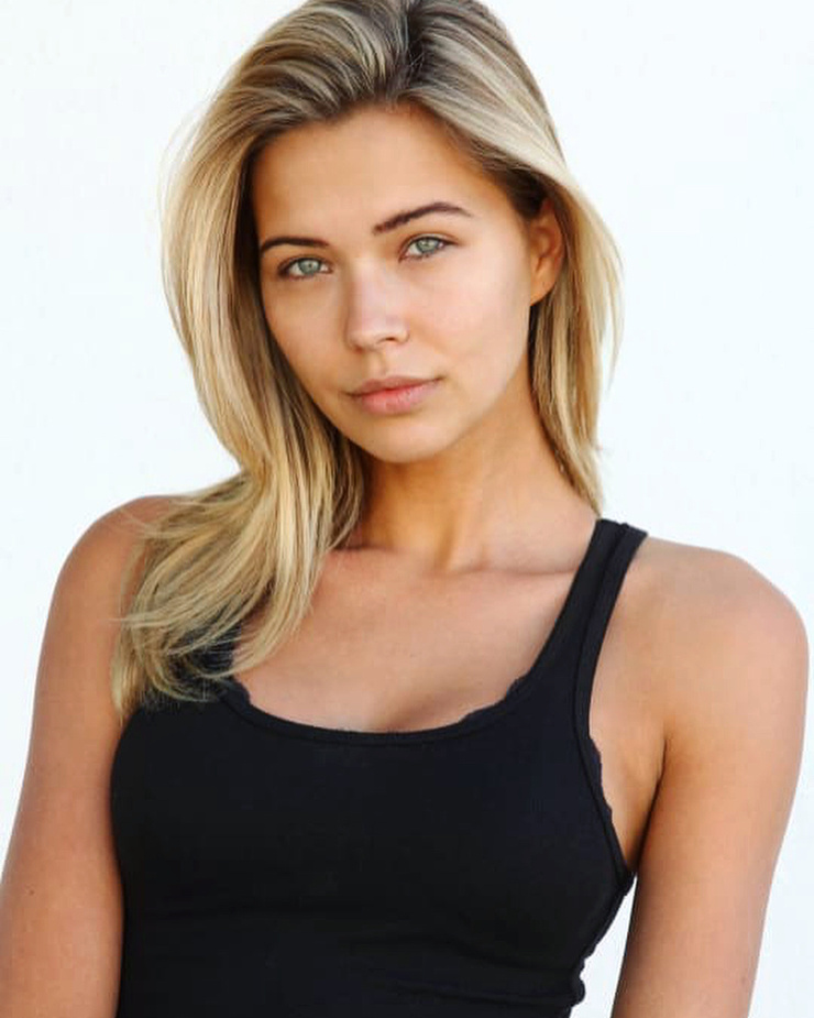 Sandra Kubicka Sandra Kubicka