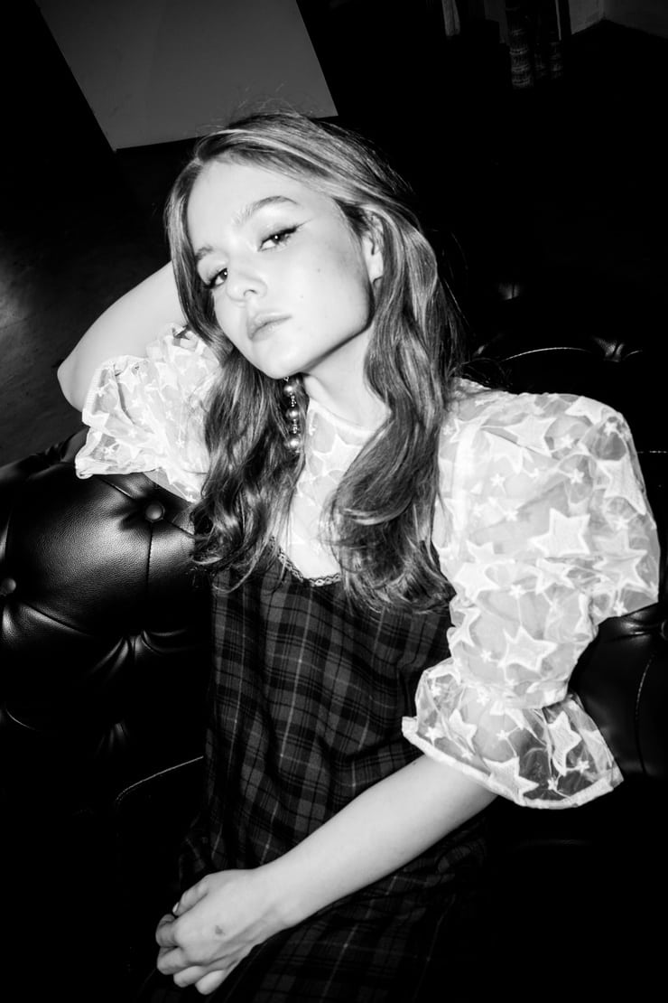 Izabela Vidovic Izabela Vidovic