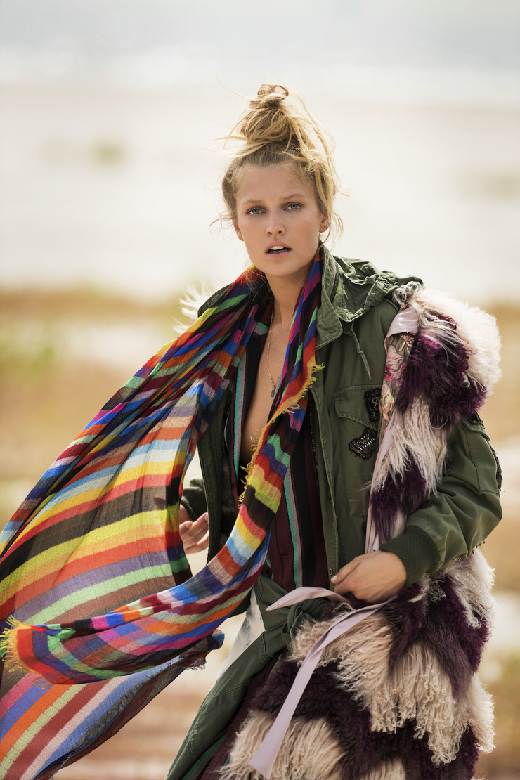 Toni Garrn Toni Garrn