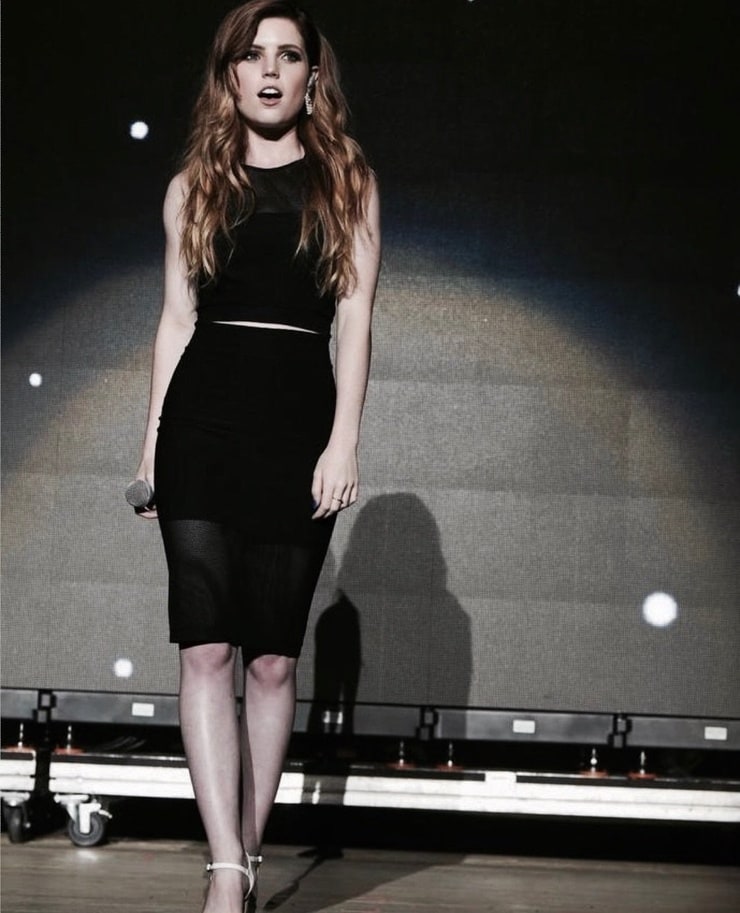Sydney Sierota Sydney Sierota