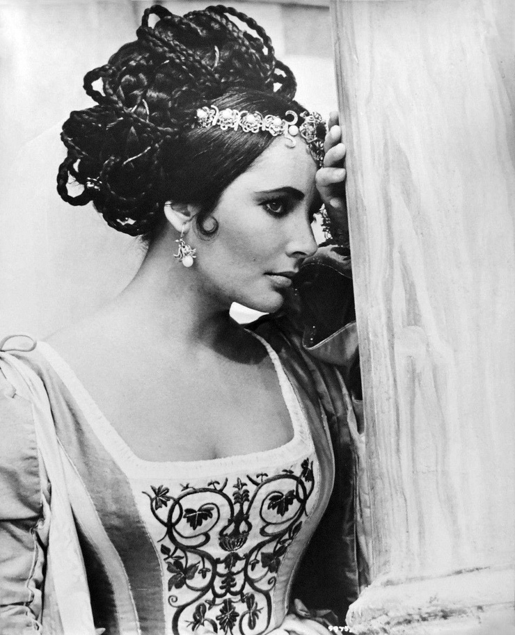 Elizabeth Taylor