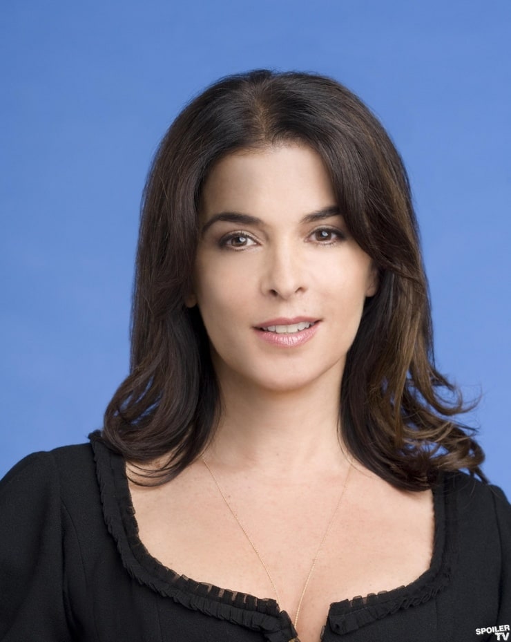 Annabella Sciorra