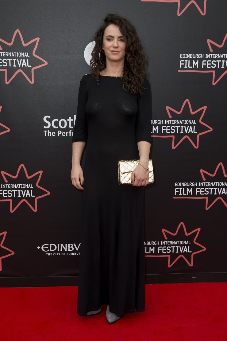 Amy Manson Amy Manson