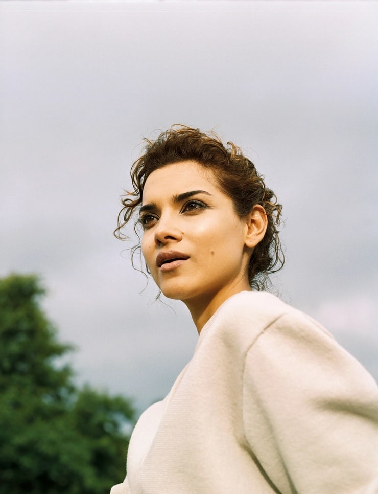 Amber Rose Revah