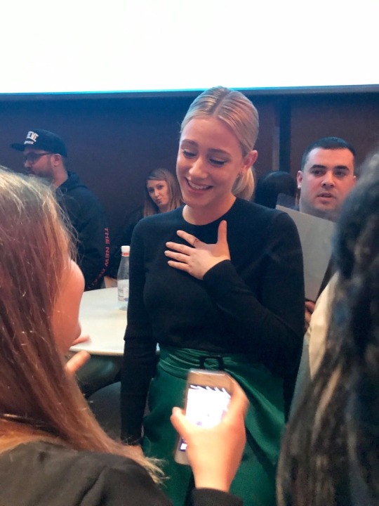Lili Reinhart