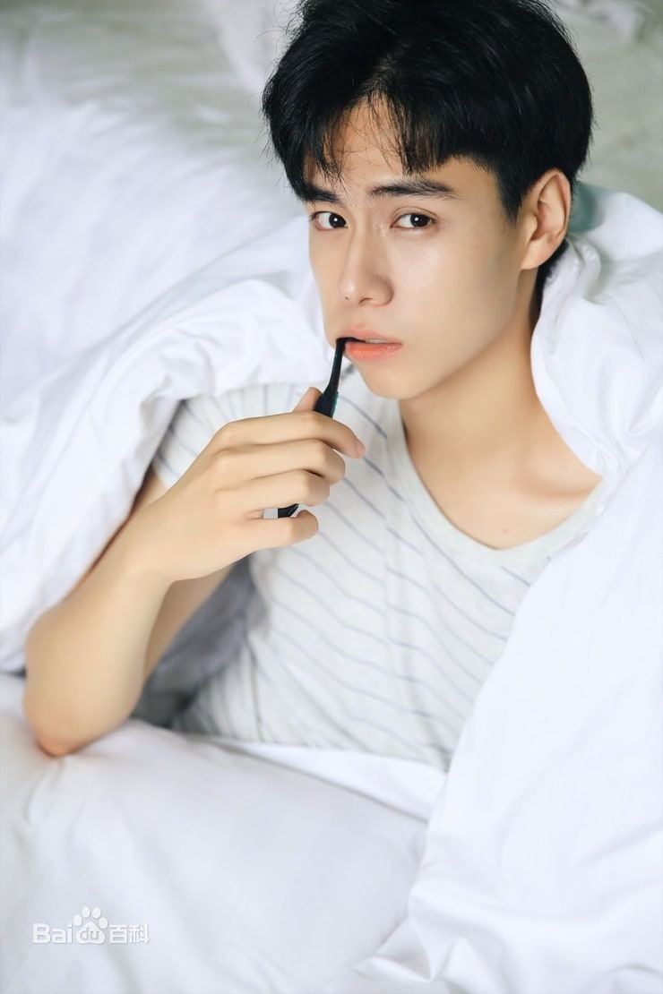 Hu Yi Tian