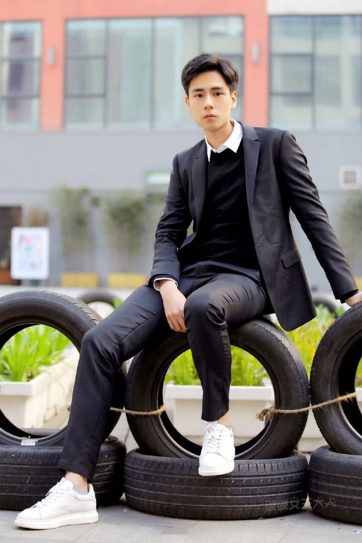 Hu Yi Tian