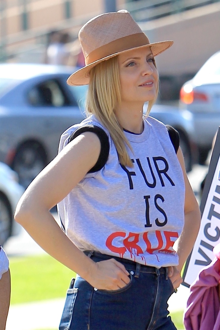 Mena Suvari