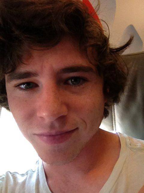 Charlie McDermott