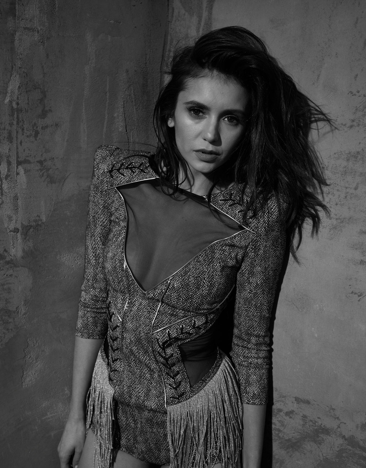 Nina Dobrev