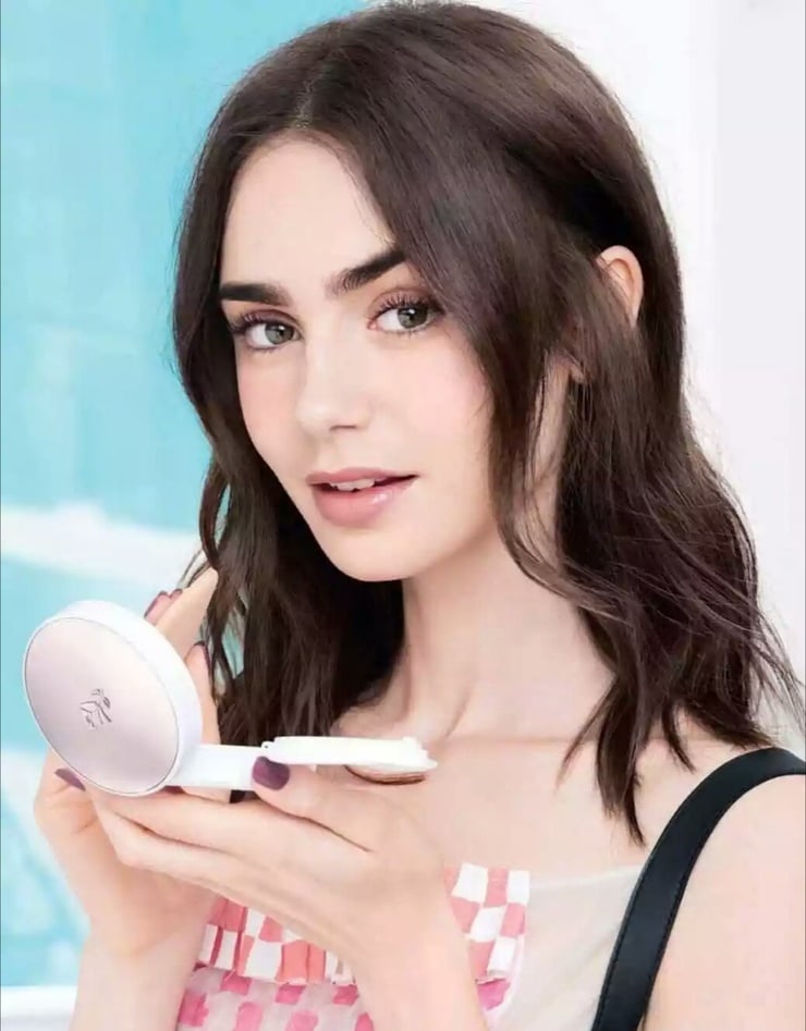 Lily Collins Lily Collins
