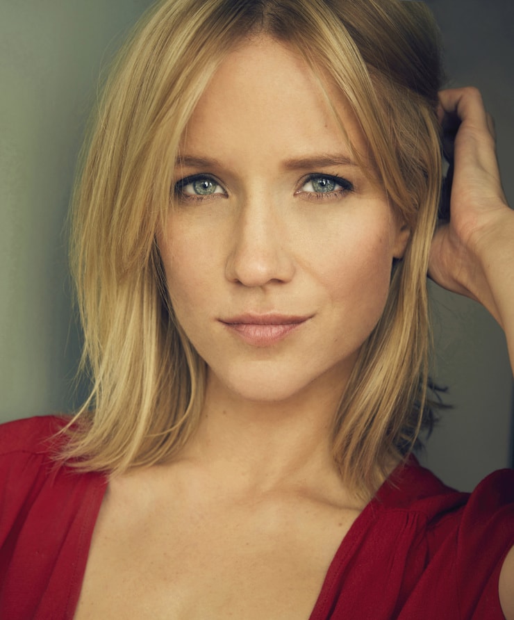 Jessy Schram