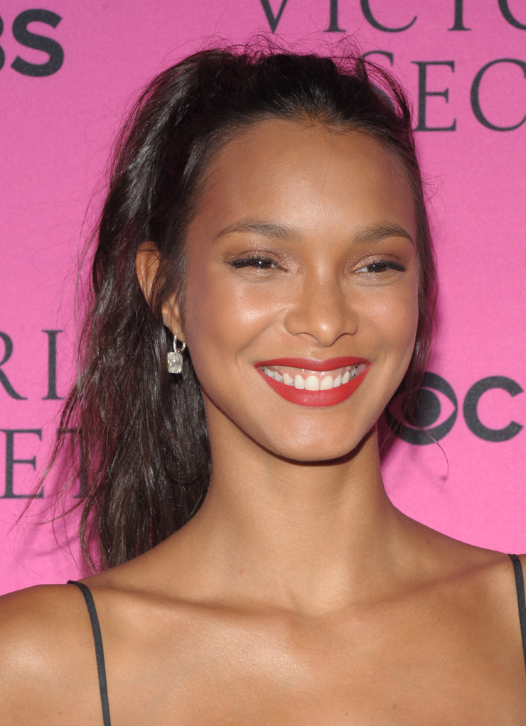 Lais Ribeiro Lais Ribeiro