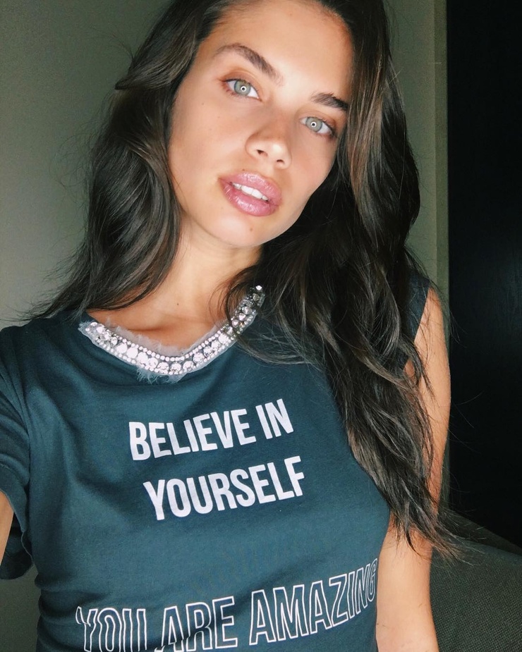 Sara Sampaio Sara Sampaio