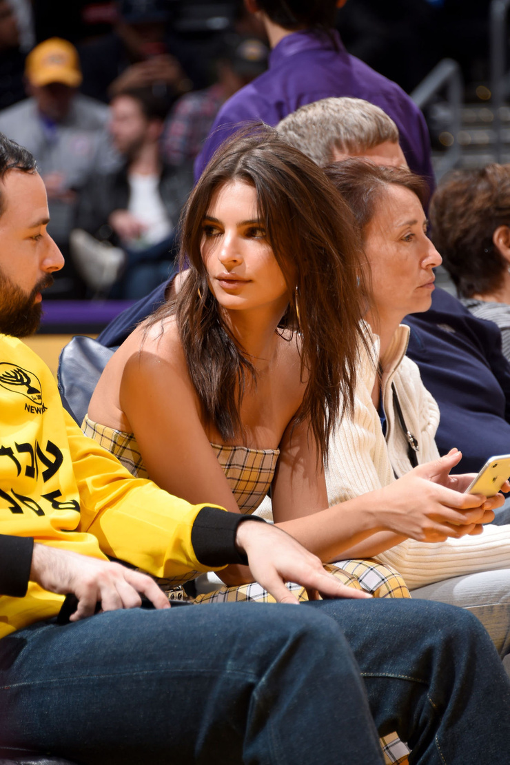 Emily Ratajkowski