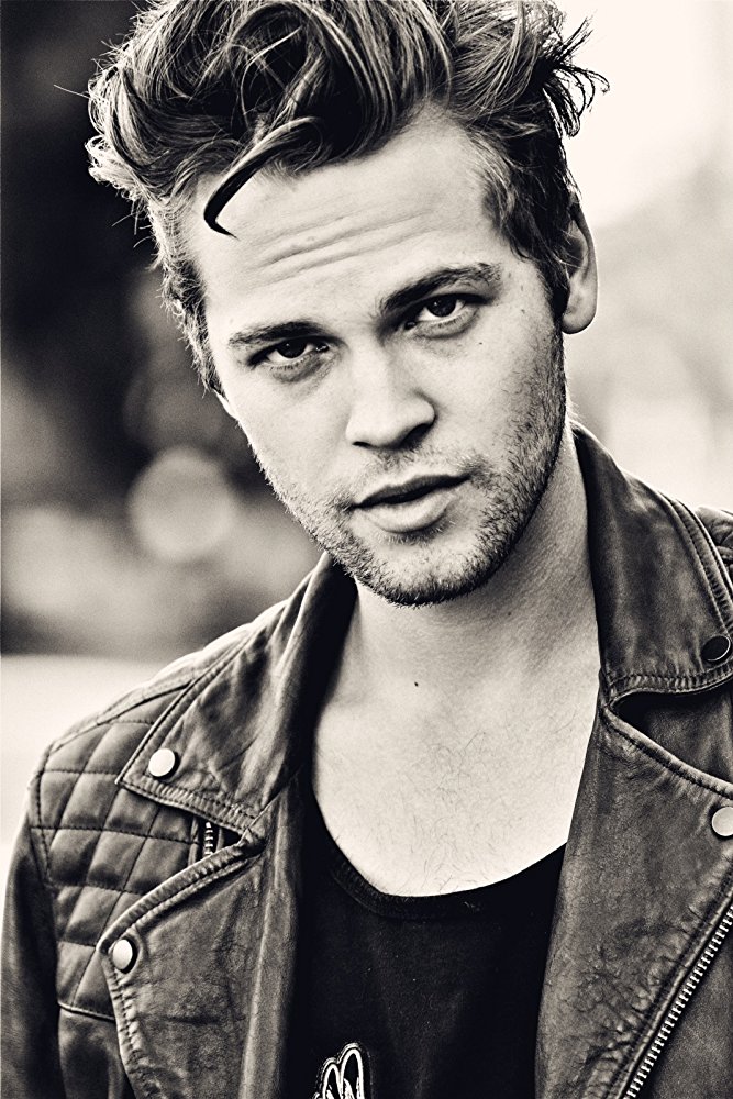 Alexander Calvert