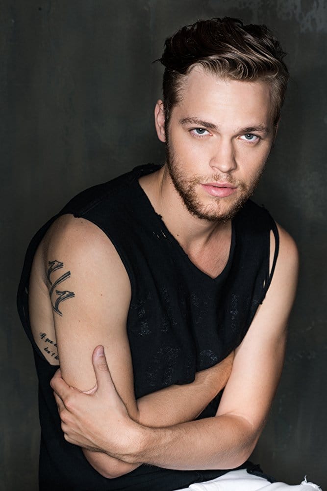 Picture of Alexander Calvert