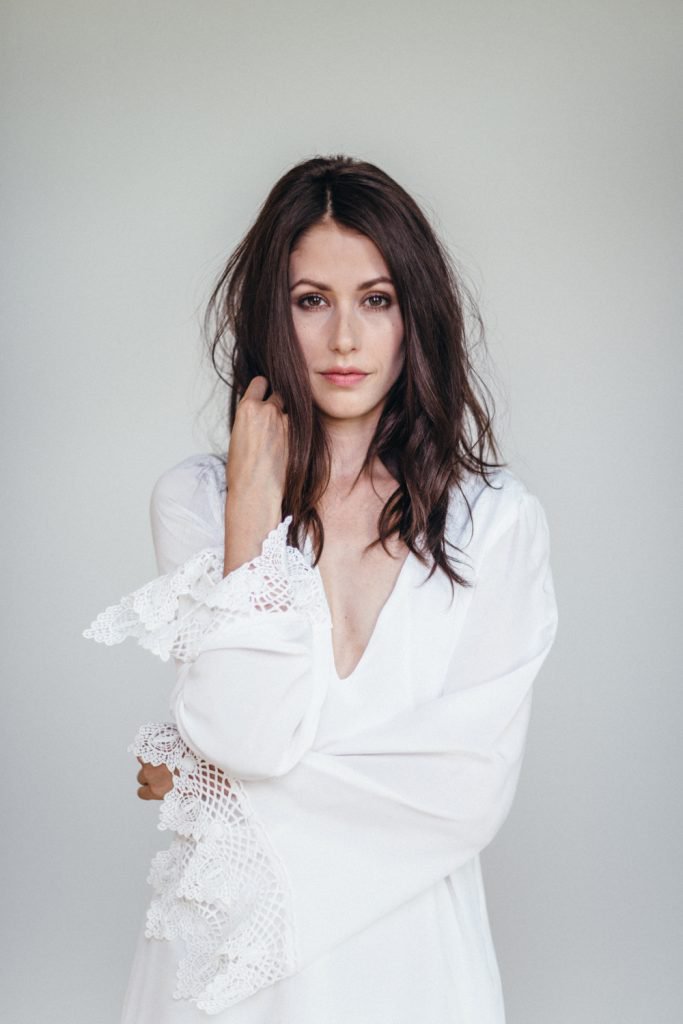 Amanda Crew Amanda Crew