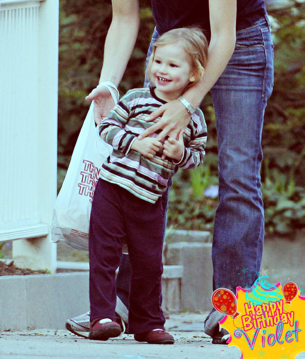 Violet Affleck